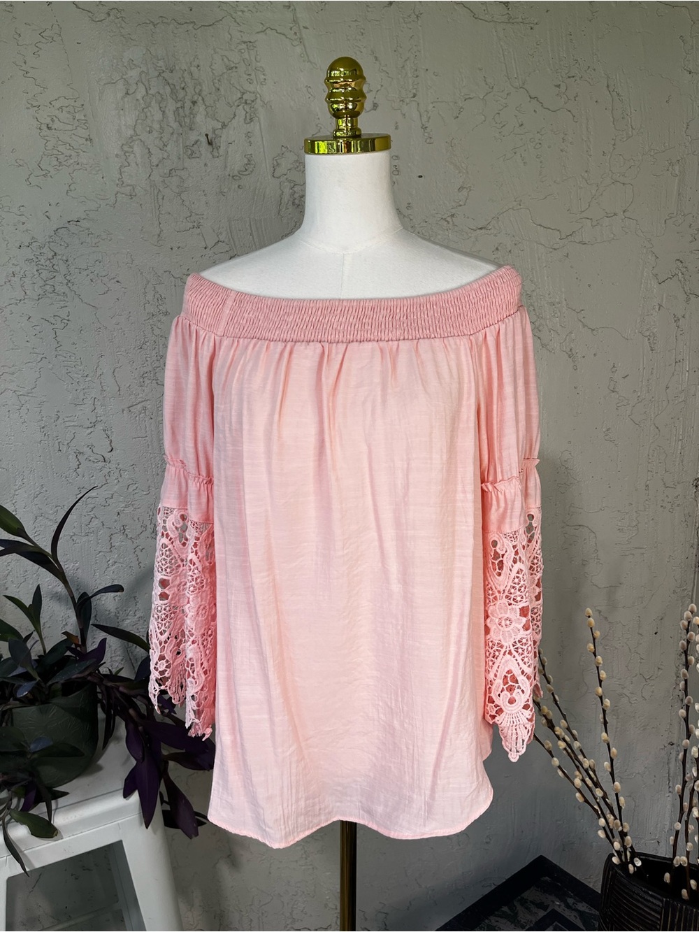Camille & Co. rayon blend pink top Medium